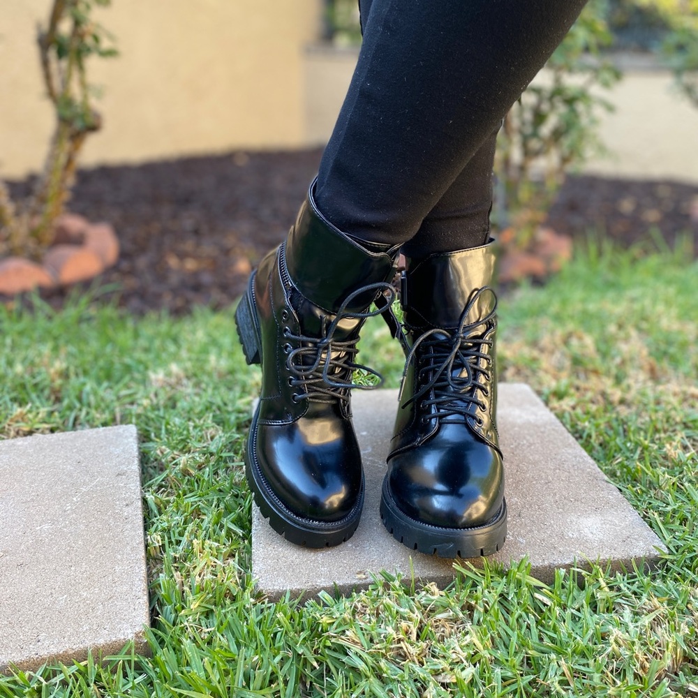 Grunge Black Lug Sole Combat Boots - Picture 3 of 5